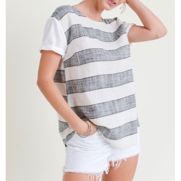 Doe + Rae Linen Stripe Short Sleeve T-Shirt Blouse Top Grey White Small - Picture 1 of 9